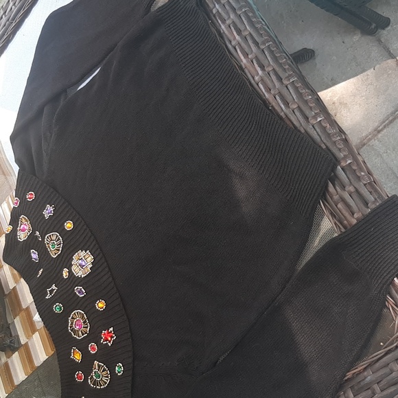 Ventige off shoulder sweater - Picture 2 of 9